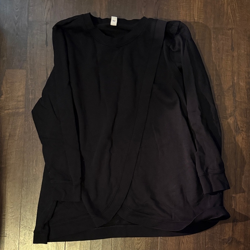 Old Navy Maternity Crewneck